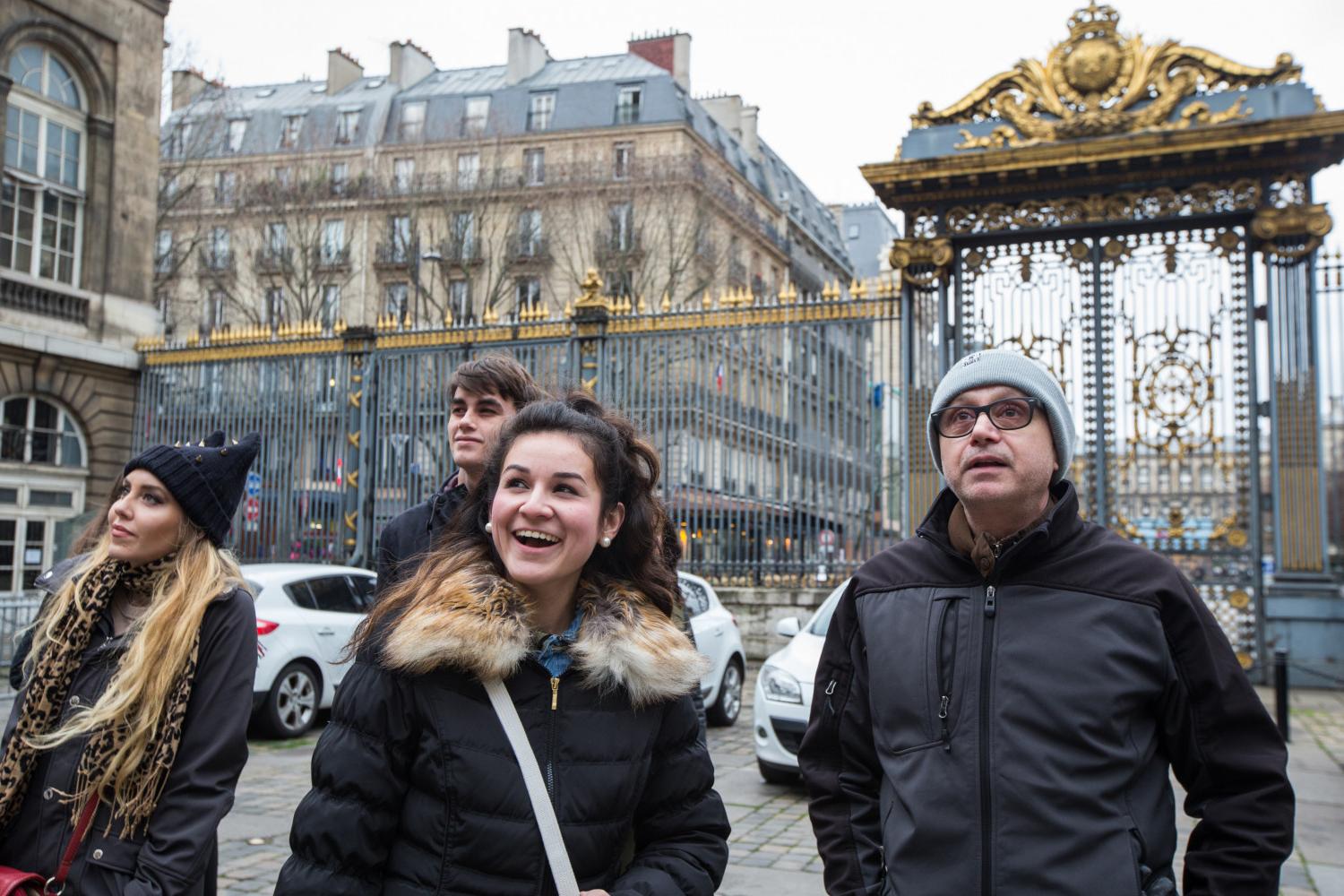 <a href='http://ymnx.ngskmc-eis.net'>全球十大赌钱排行app</a>学院法语教授Pascal Rollet带领学生们到巴黎游学.